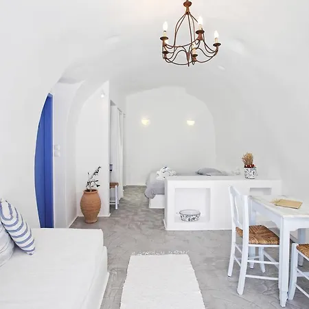 Hotel Aghios Artemios Traditional